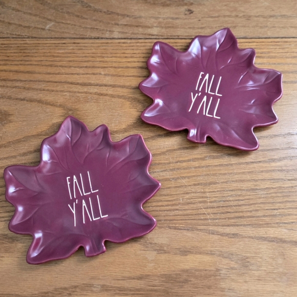 Rae Dunn Other - Rae Dunn Leaf Shaped Plates